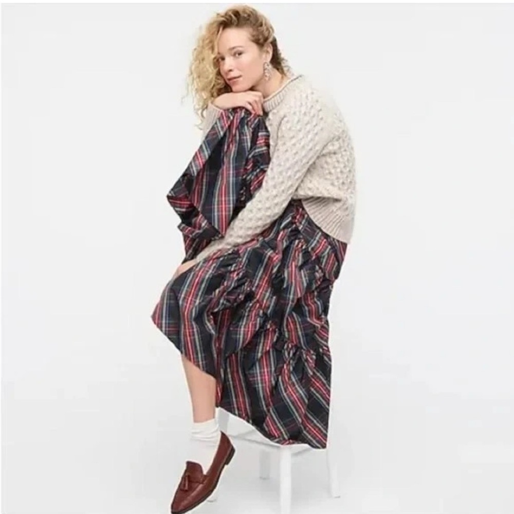 NWT J. Crew Tiered Maxi Skirt in Black Stewart Tartan Taffeta - Size XL Gorgeous - Picture 3 of 7